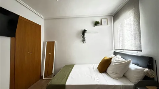 Rooms in Valencia L'Eixample - photo 3