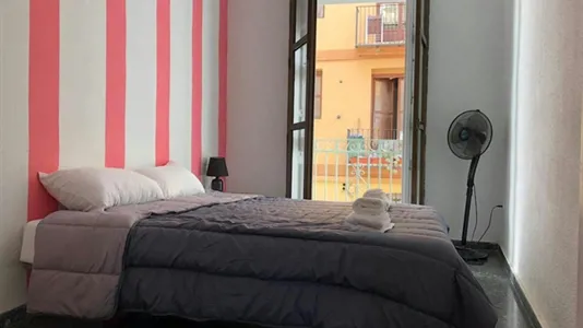 Rooms in Valencia Ciutat Vella - photo 1