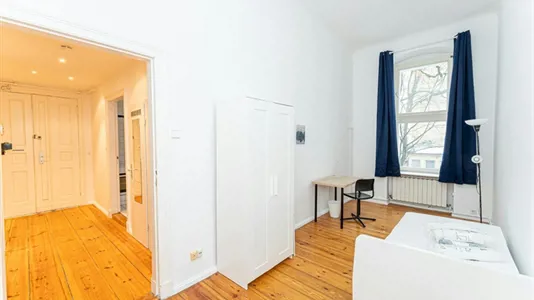 Rooms in Berlin Charlottenburg-Wilmersdorf - photo 2