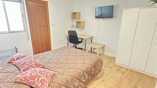 Rooms in Castellón de la Plana/Castelló de la Plana - photo 2