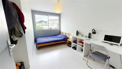 Room for rent in Clermont-Ferrand, Auvergne-Rhône-Alpes