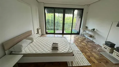 Room for rent in Madrid Moncloa-Aravaca, Madrid