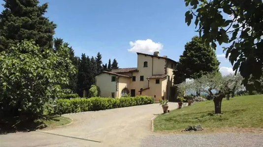 Houses in Lastra a Signa - photo 2