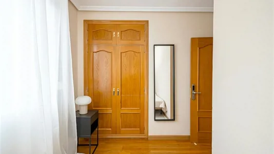 Rooms in Madrid Hortaleza - photo 3