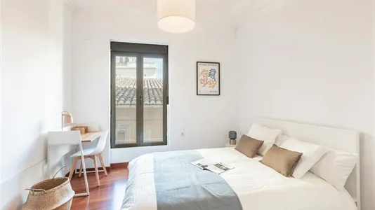 Rooms in Valencia Ciutat Vella - photo 1