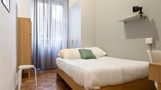 Rooms in Milano Zona 4 - Vittoria, Forlanini - photo 1