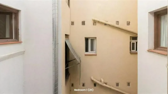 Rooms in Barcelona Ciutat Vella - photo 3