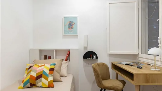 Rooms in Barcelona Les Corts - photo 2