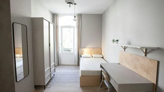 Rooms in Brussels Etterbeek - photo 1