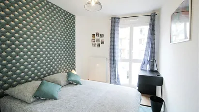 Room for rent in Nanterre, Île-de-France