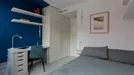 Room for rent, Madrid Fuencarral-El Pardo, Madrid, &lt;span class=&quot;blurred street&quot; onclick=&quot;ProcessAdRequest(11489132)&quot;&gt;&lt;span class=&quot;hint&quot;&gt;See streetname&lt;/span&gt;[xxxxxxxxxxxxx]&lt;/span&gt;