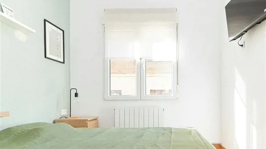 Rooms in Zaragoza - photo 1