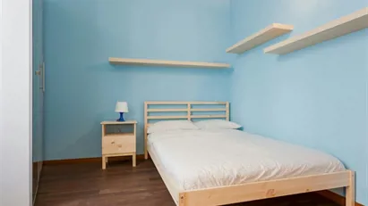 Room for rent in Milano Zona 1 - Centro storico, Milan