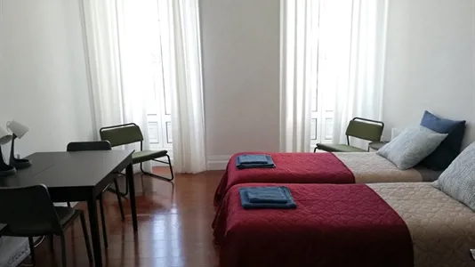 Rooms in Ponta Delgada - photo 1