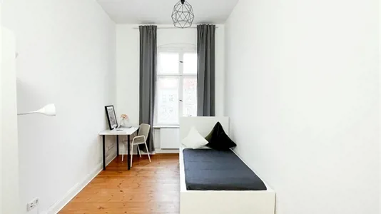 Rooms in Berlin Friedrichshain-Kreuzberg - photo 1