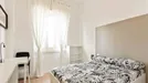 Room for rent, Milano Zona 6 - Barona, Lorenteggio, Milan, Via Pantigliate, Italy