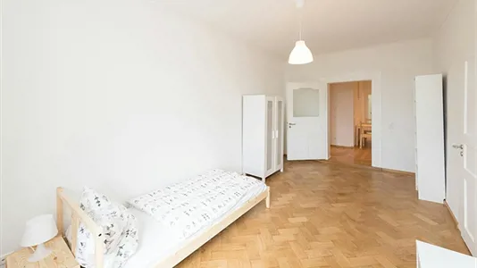 Rooms in Munich Ludwigsvorstadt-Isarvorstadt - photo 2