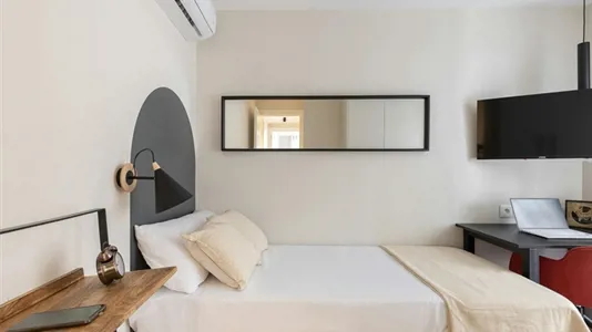 Rooms in Valencia Ciutat Vella - photo 1