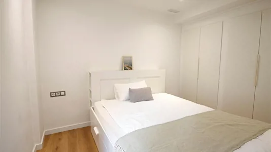 Rooms in Barcelona Les Corts - photo 2