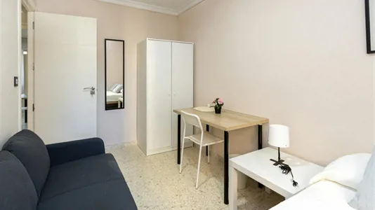 Rooms in Alfarería - photo 3