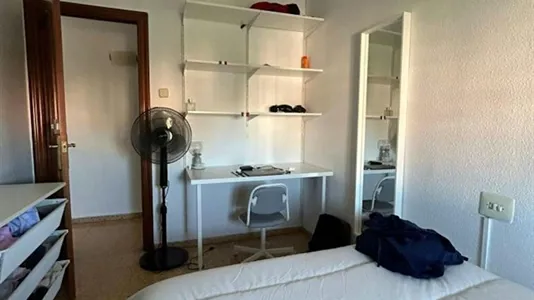 Rooms in la Punta - photo 3