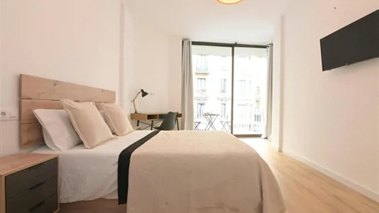 Rooms in Barcelona Sarrià-St. Gervasi - photo 2