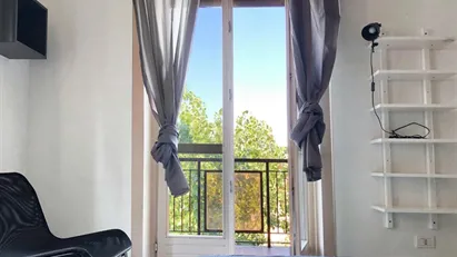 Room for rent in Milano Zona 1 - Centro storico, Milan