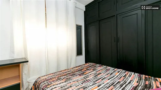 Rooms in Granada - photo 2