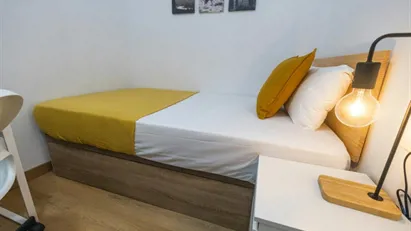 Room for rent in L'Hospitalet de Llobregat, Cataluña