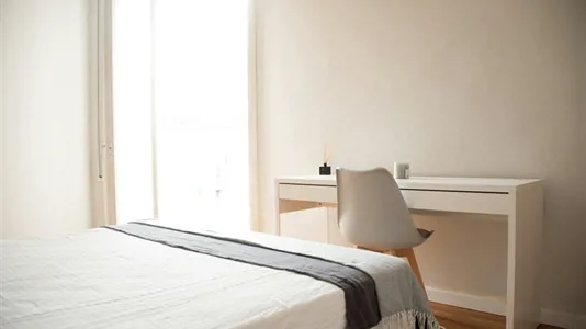 Rooms in Barcelona Eixample - photo 2