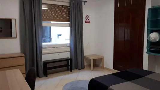 Rooms in Valencia Ciutat Vella - photo 2