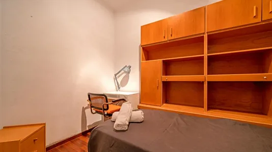 Rooms in Barcelona Eixample - photo 1