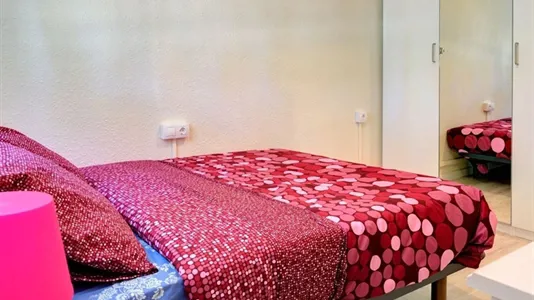 Rooms in Zaragoza - photo 1