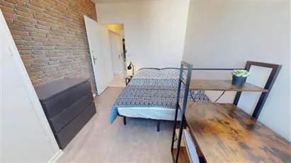 Room for rent in Saint-Étienne, Auvergne-Rhône-Alpes