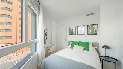 Room for rent in Cañada Real de la Galiana, Comunidad de Madrid