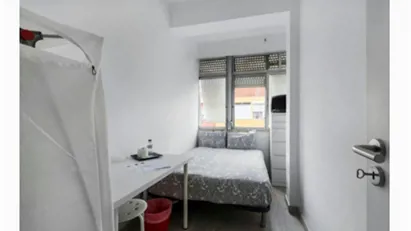 Room for rent in Amadora, Lisbon (region)