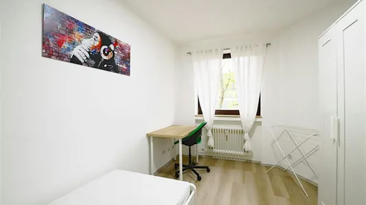 Rooms in Dusseldorf - photo 1