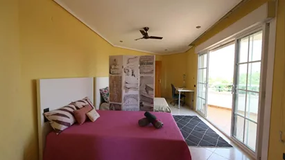 Room for rent in Castellón de la Plana/Castelló de la Plana, Comunidad Valenciana