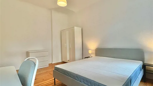 Rooms in Berlin Charlottenburg-Wilmersdorf - photo 2