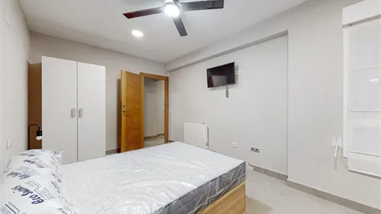 Rooms in Castellón de la Plana/Castelló de la Plana - photo 1