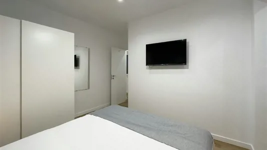 Rooms in Barcelona Eixample - photo 3