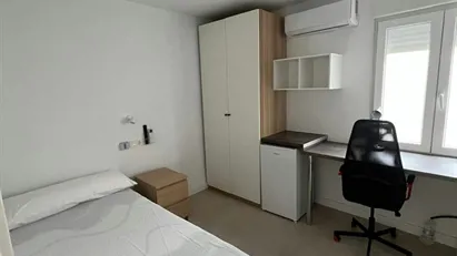 Room for rent in Zaragoza, Aragón