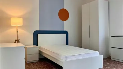 Apartment for rent in Bologna, Emilia-Romagna Apartment for rent in Bologna, Emilia-Romagna