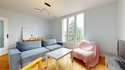 Room for rent in Grenoble, Auvergne-Rhône-Alpes