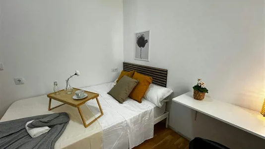 Rooms in Madrid Salamanca - photo 2