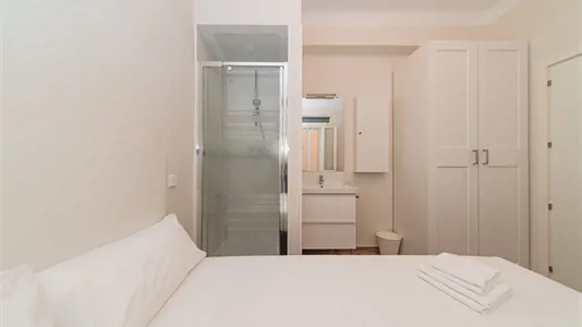 Rooms in Madrid Retiro - photo 3