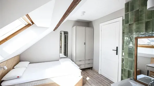 Rooms in Brussels Schaarbeek - photo 2