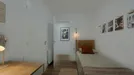 Room for rent, Barcelona Eixample, Barcelona, &lt;span class=&quot;blurred street&quot; onclick=&quot;ProcessAdRequest(9868885)&quot;&gt;&lt;span class=&quot;hint&quot;&gt;See streetname&lt;/span&gt;[xxxxxxxxxxxxx]&lt;/span&gt;