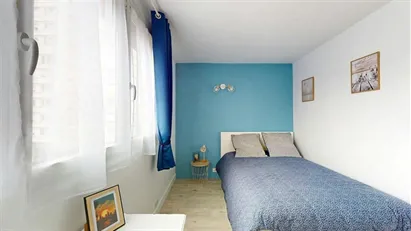 Room for rent in Orléans, Centre-Val de Loire