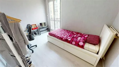 Room for rent in Dijon, Bourgogne-Franche-Comté